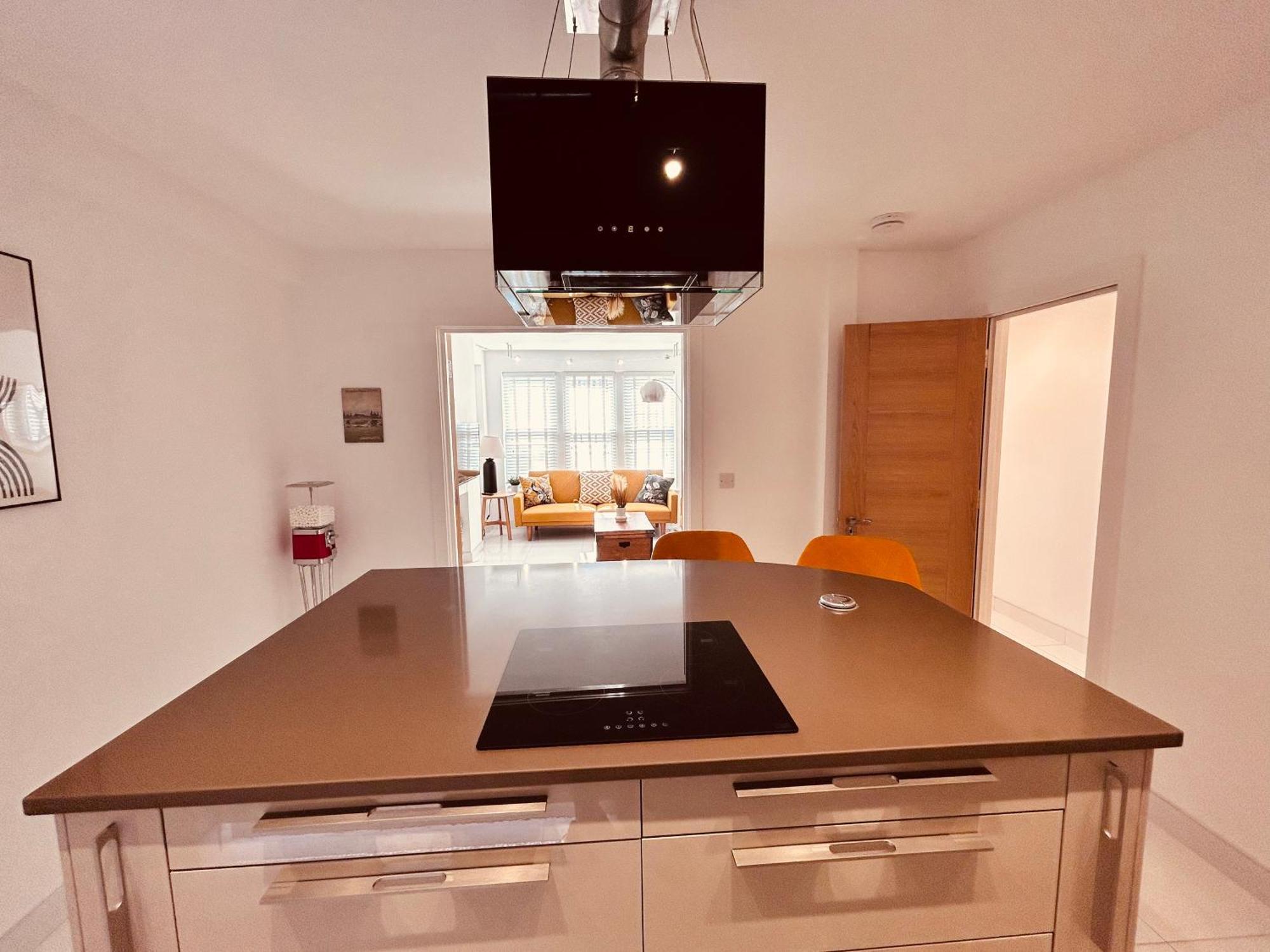 Stunning Spacious B.Apt. Slps.4 لندن المظهر الخارجي الصورة